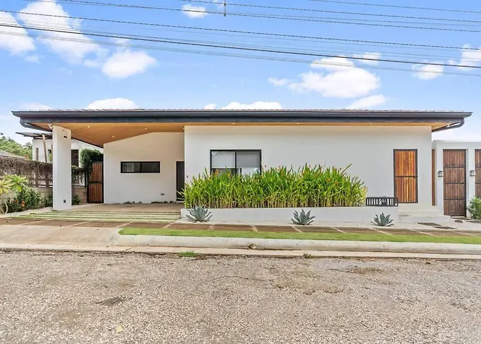 Cu20 Modern W & Pvt Pool * Tamarindo